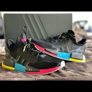 Adidas NMD R1 V2
